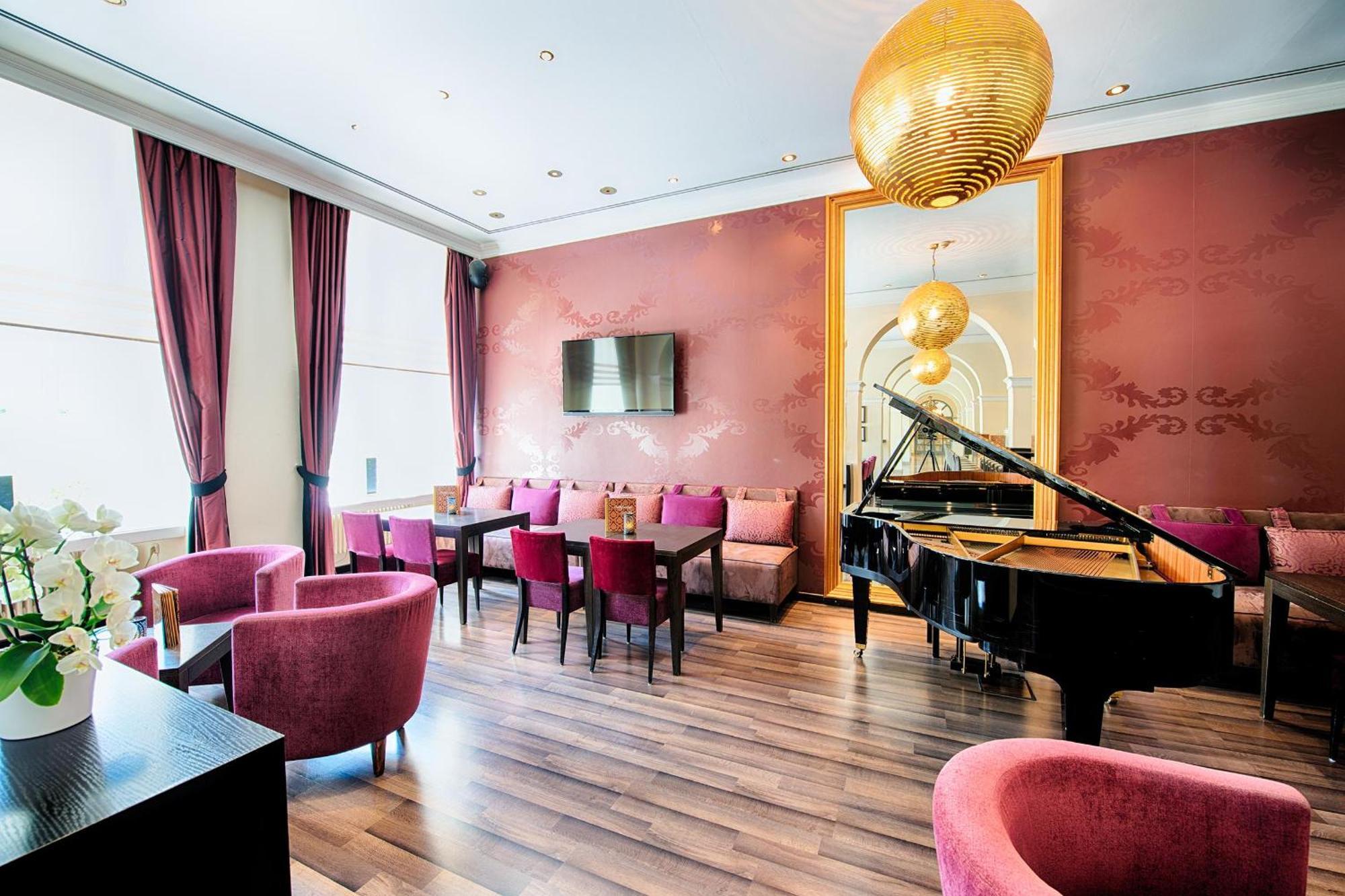 Welcome Hotel Residenzschloss Bamberg Exterior foto