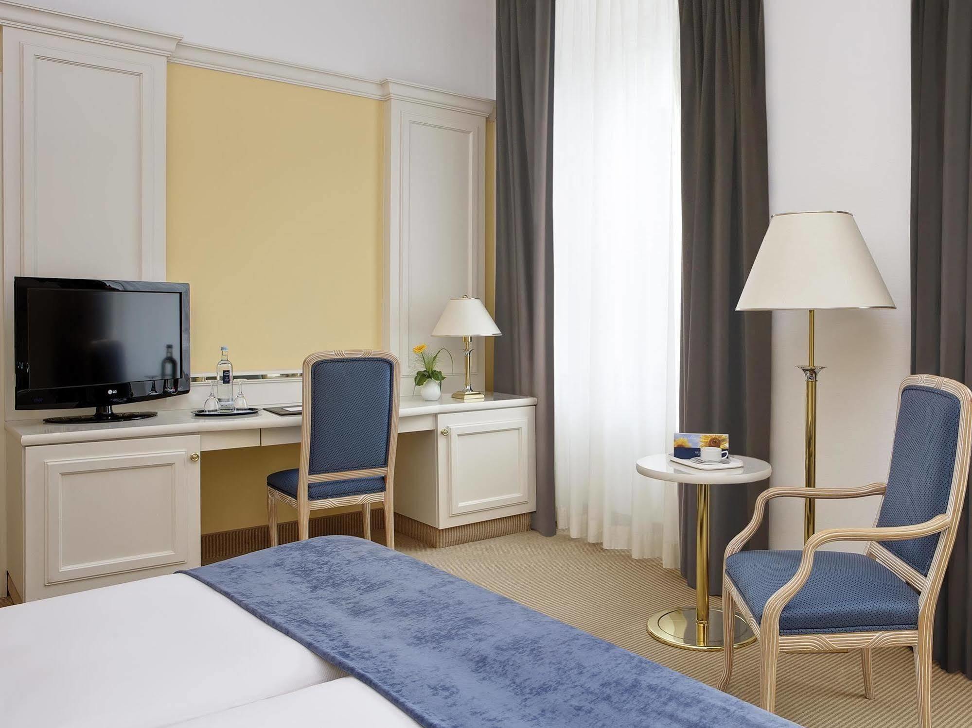 Welcome Hotel Residenzschloss Bamberg Exterior foto